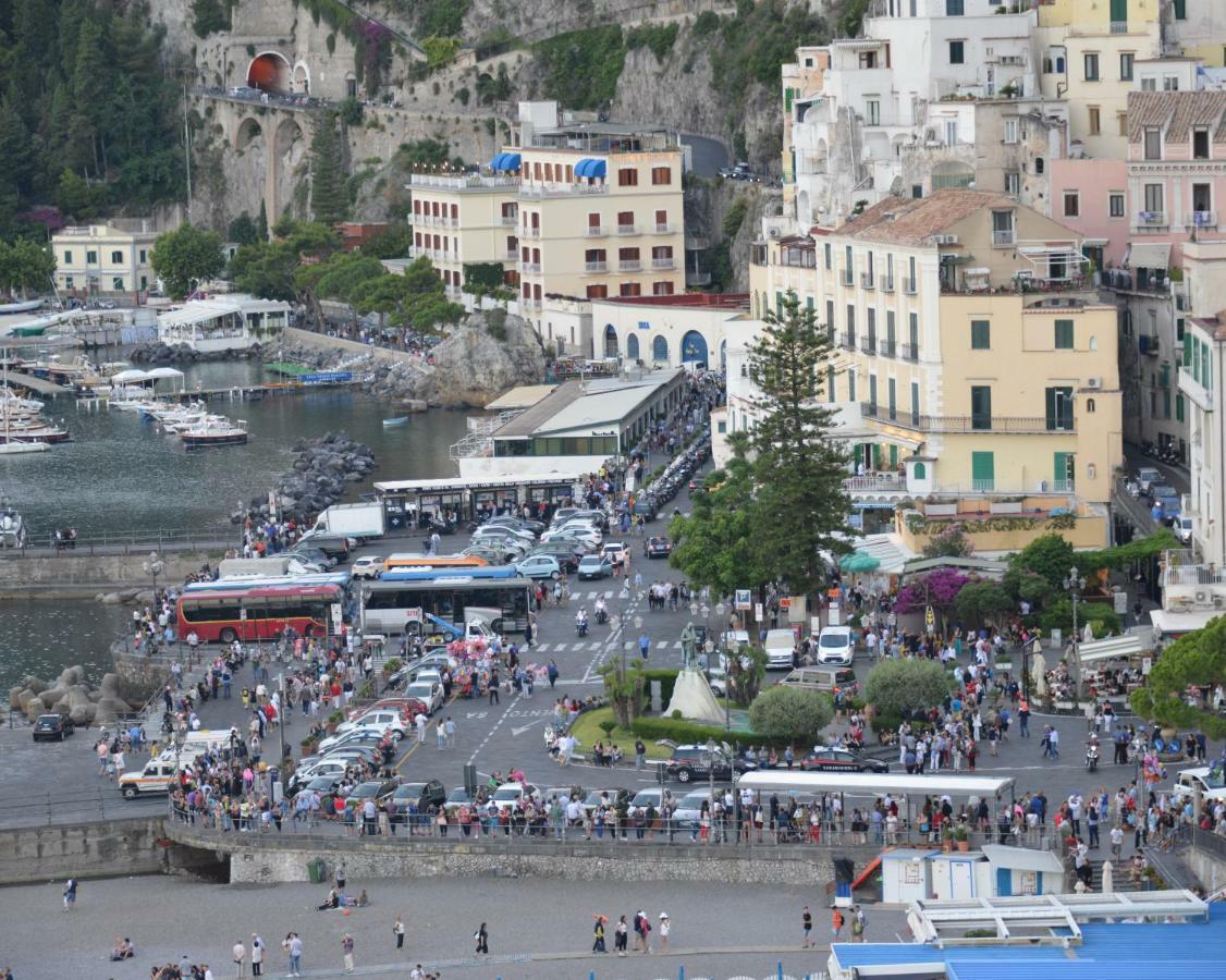 Casa Della Luna Amalfi Exterior photo