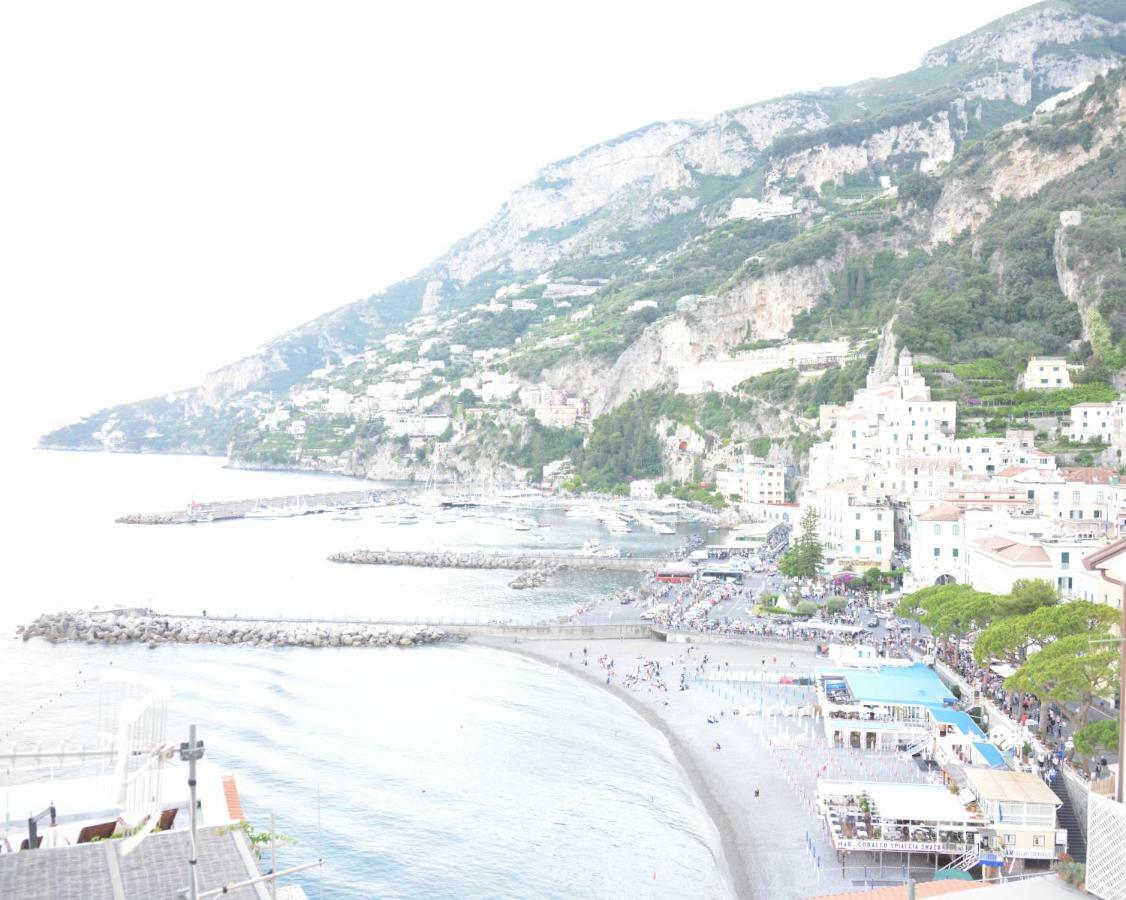 Casa Della Luna Amalfi Exterior photo